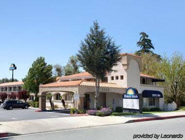 Days Inn By Wyndham Banning Casino/Outlet Mall Buitenkant foto