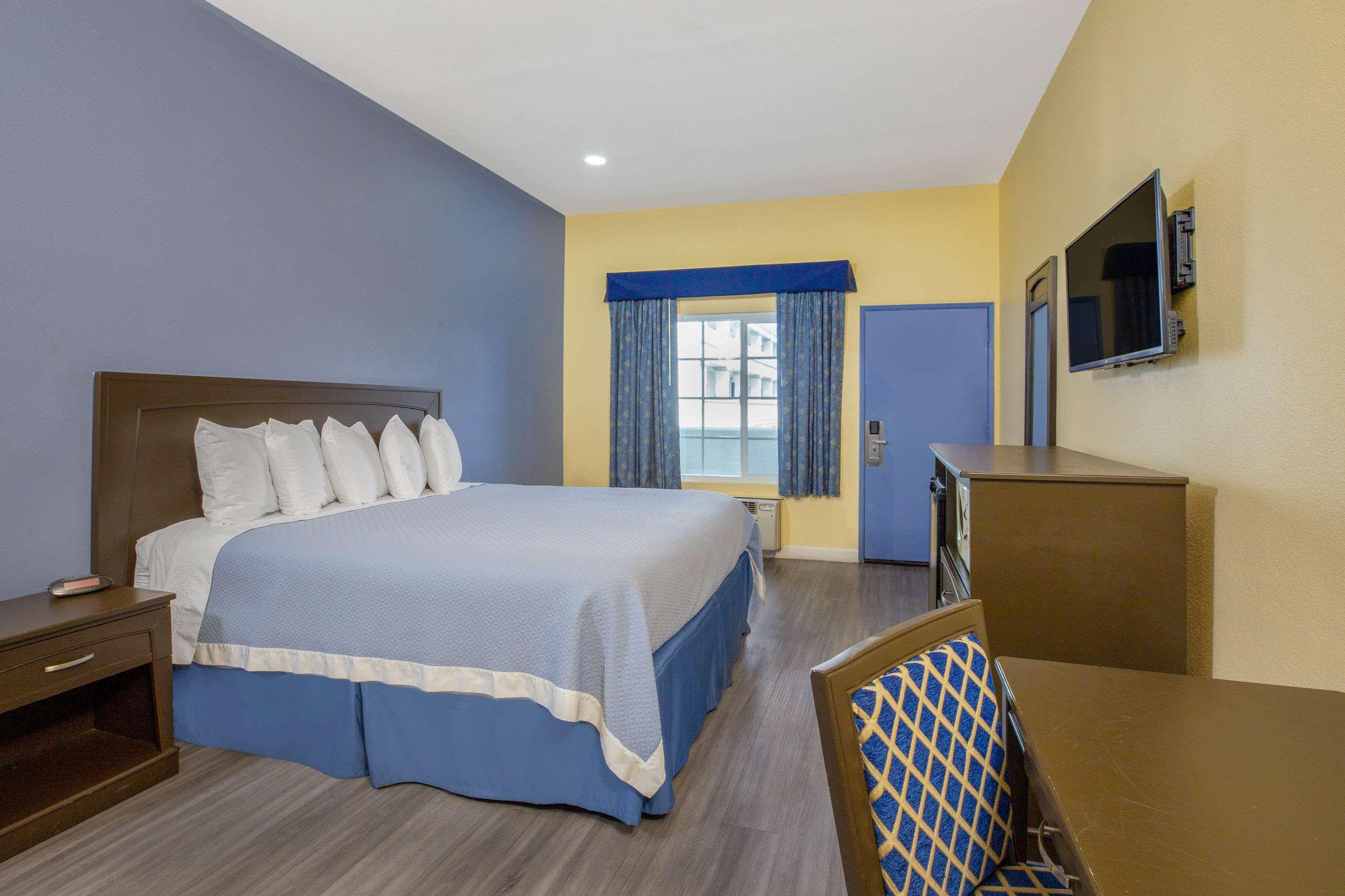Days Inn By Wyndham Banning Casino/Outlet Mall Buitenkant foto