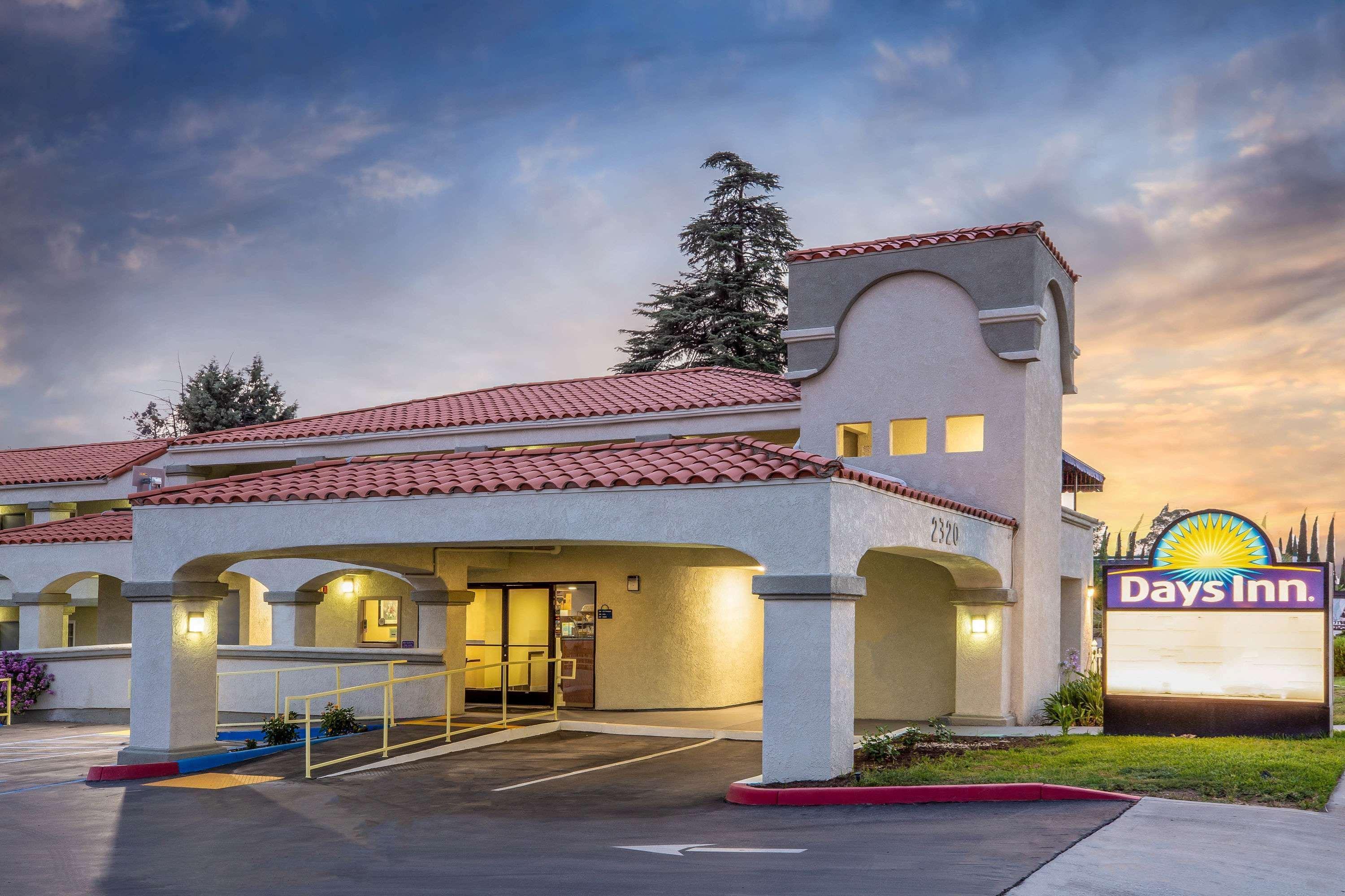 Days Inn By Wyndham Banning Casino/Outlet Mall Buitenkant foto